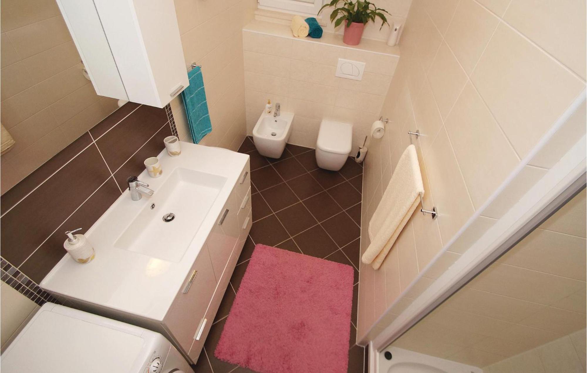 Awesome Apartment In Racisce With Wifi 外观 照片